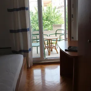 Guest house Sobe Dejan Zadar